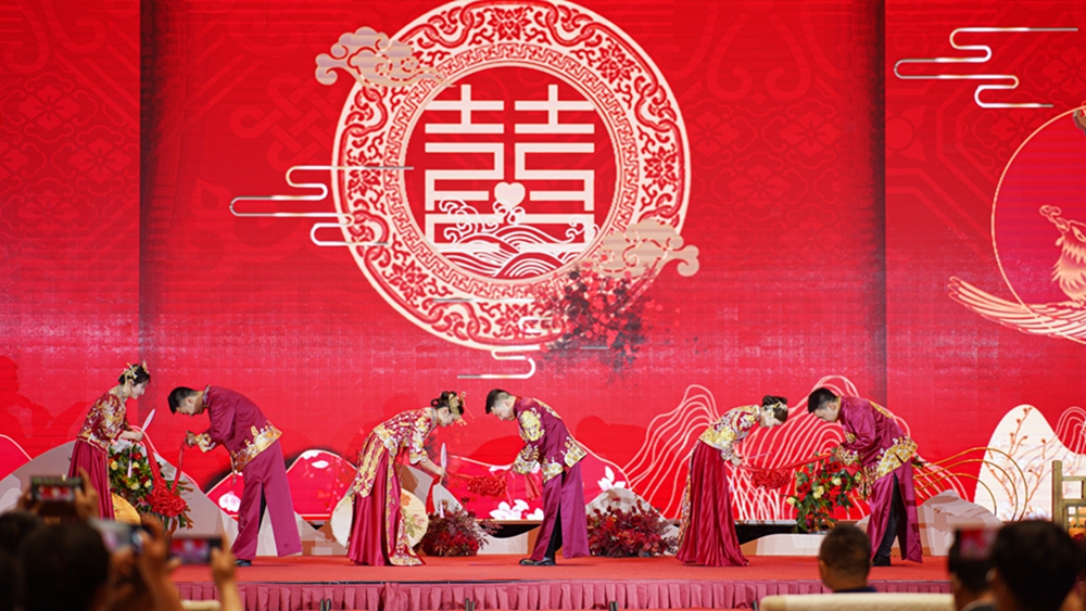 【幸福鐵建，一路黔行】中鐵十五局城建公司集體婚禮(圖4)